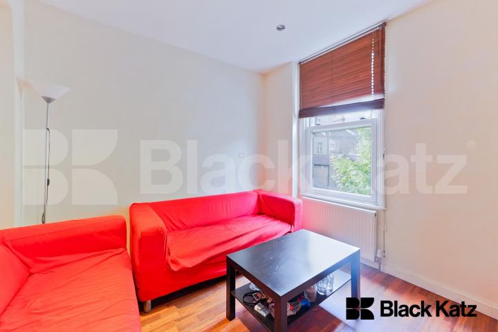 Victorian Conversion arranged over three floors with two bathrooms Stockwell Green, Stockwell